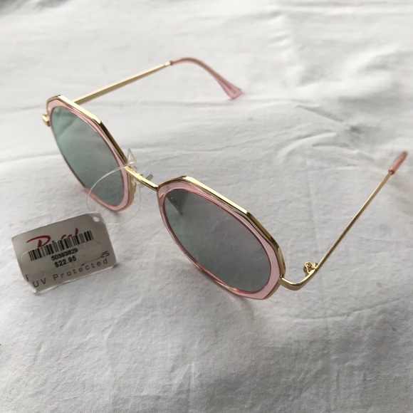 NWT Retro Geometric Sunglasses - Picture 6 of 15